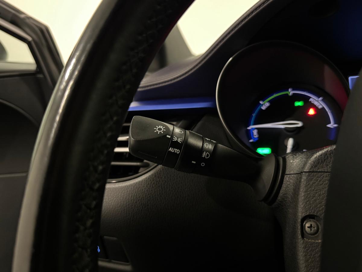 toyota-c-hr-2016-hibrido-a-gasolina-1798cc