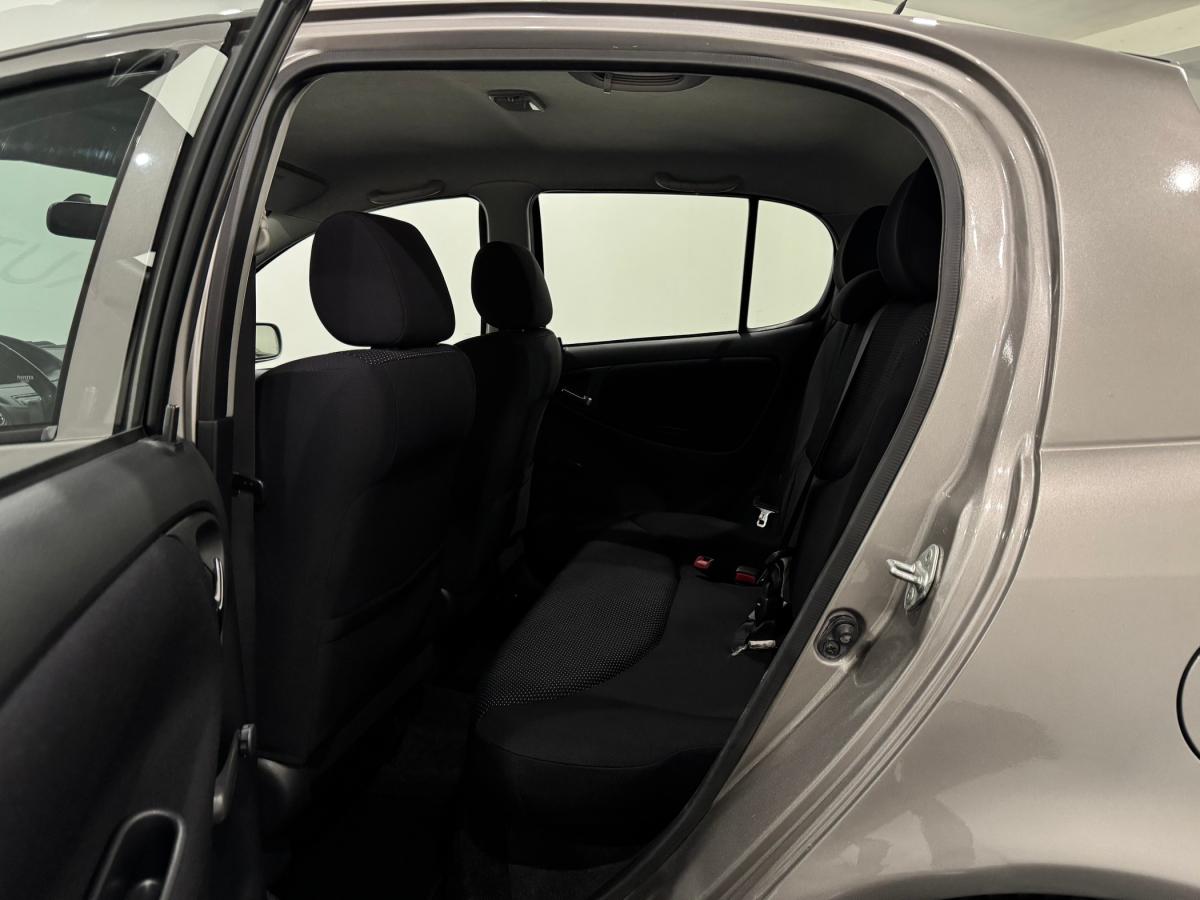 toyota-yaris-2003-gasolina-1497cc