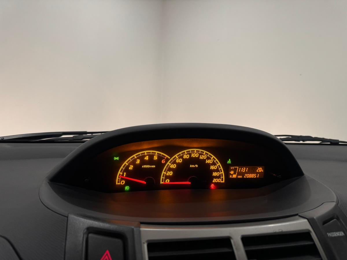 toyota-yaris-2009-diesel-1364cc
