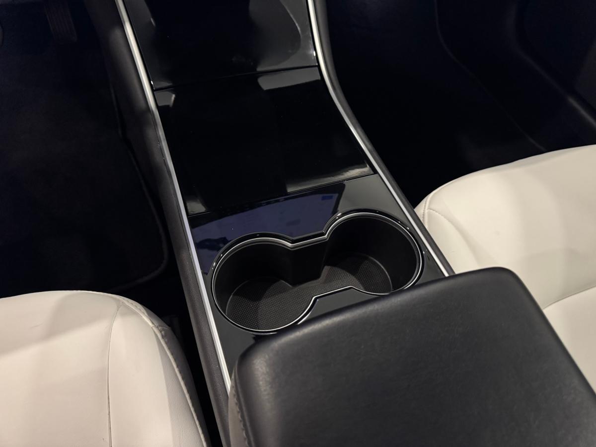 tesla-model-3-2019-eletrico-0cc