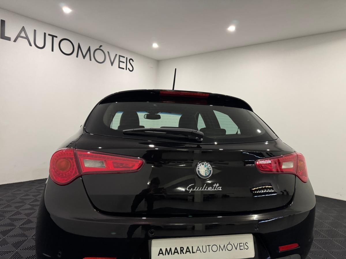 alfa-romeo-giulietta-2010-diesel-1598cc