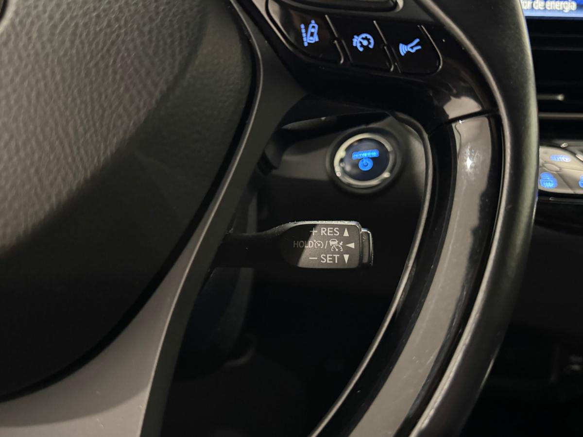toyota-c-hr-2018-hibrido-a-gasolina-1798cc
