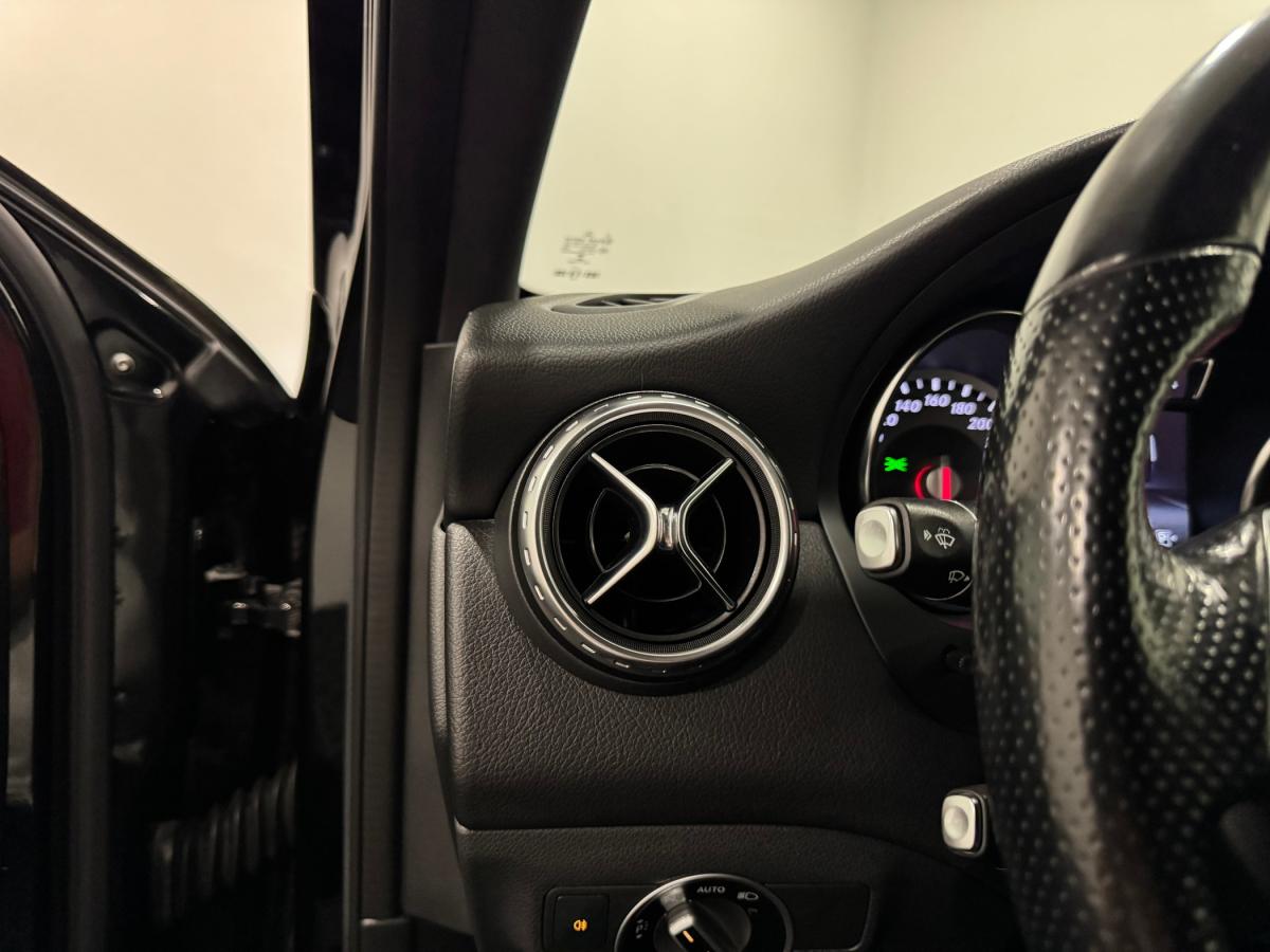 mercedes-benz-gla-2013-gasolina-1595cc