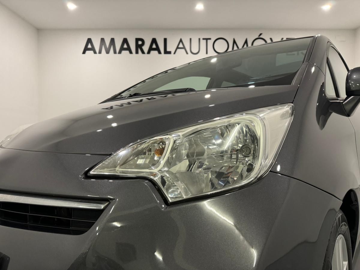 toyota-verso-s-2011-diesel-1364cc