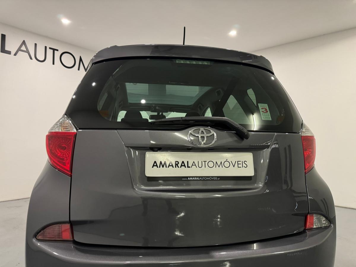 toyota-verso-s-2011-diesel-1364cc