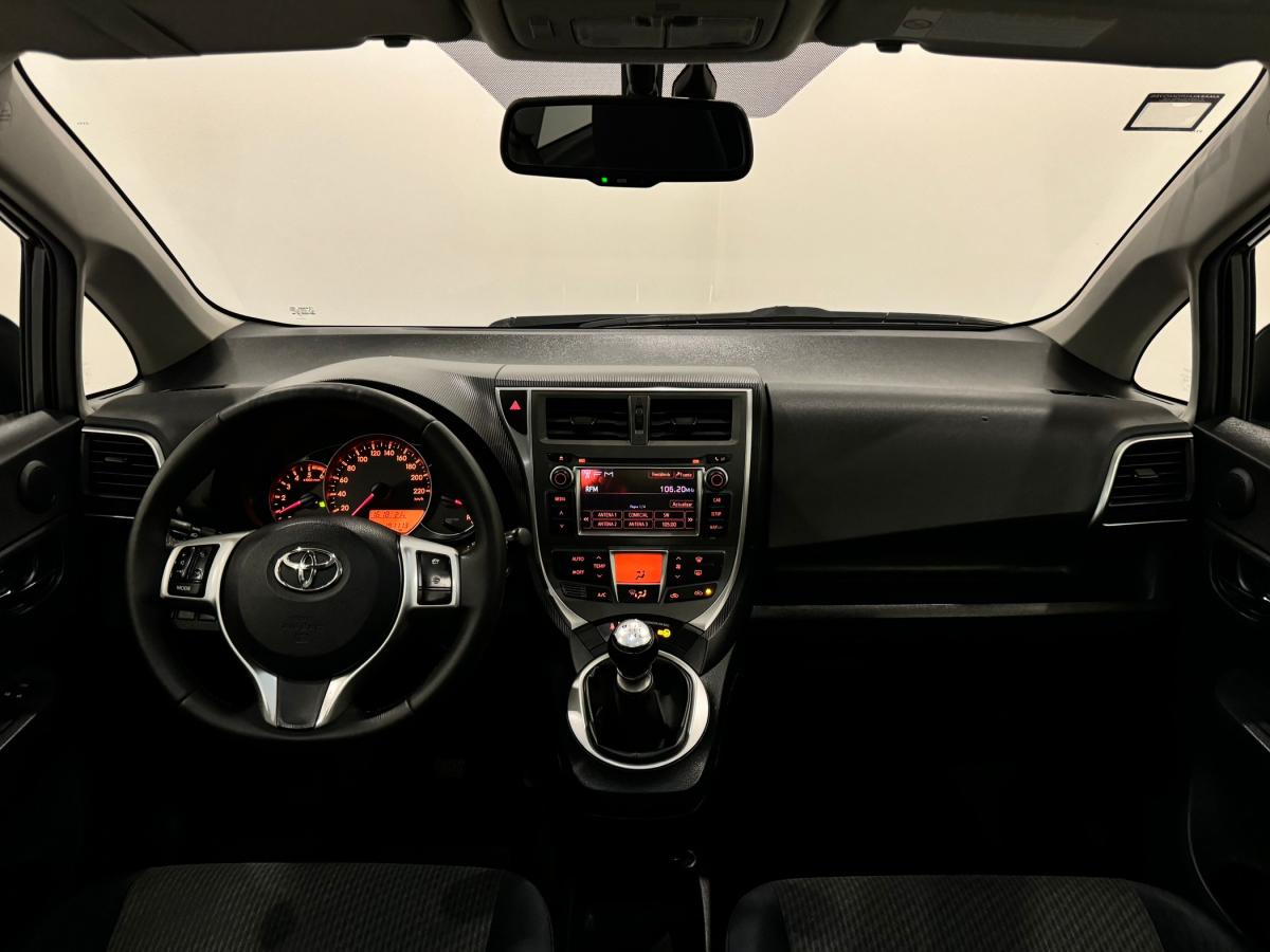 toyota-verso-s-2011-diesel-1364cc