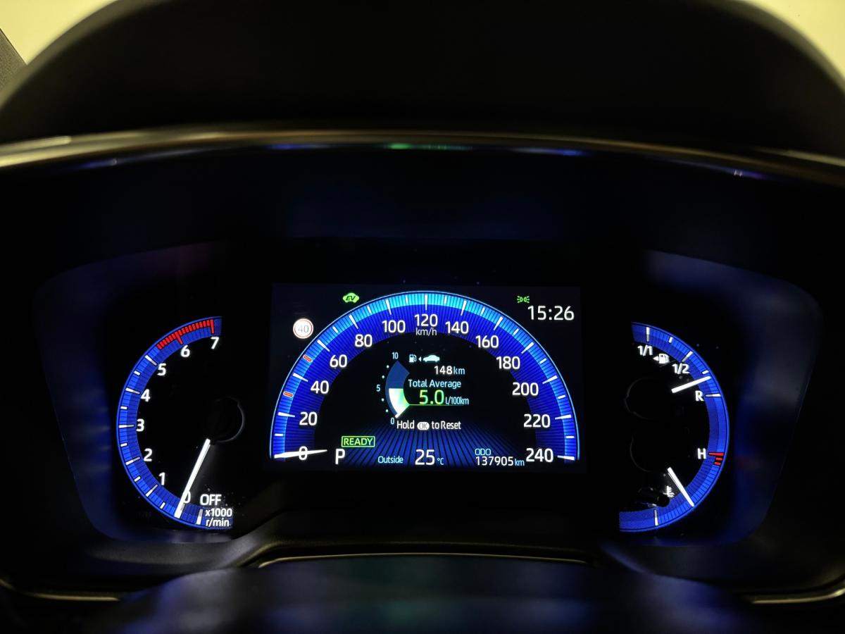 toyota-corolla-2021-hibrido-a-gasolina-1798cc