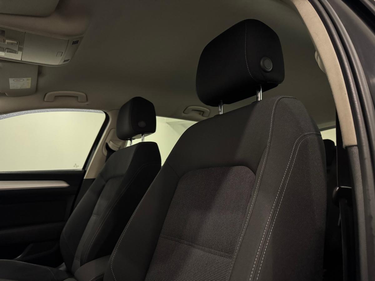 volkswagen-passat-variant-2015-diesel-1598cc