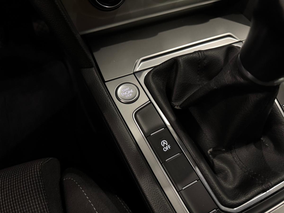 volkswagen-passat-variant-2015-diesel-1598cc