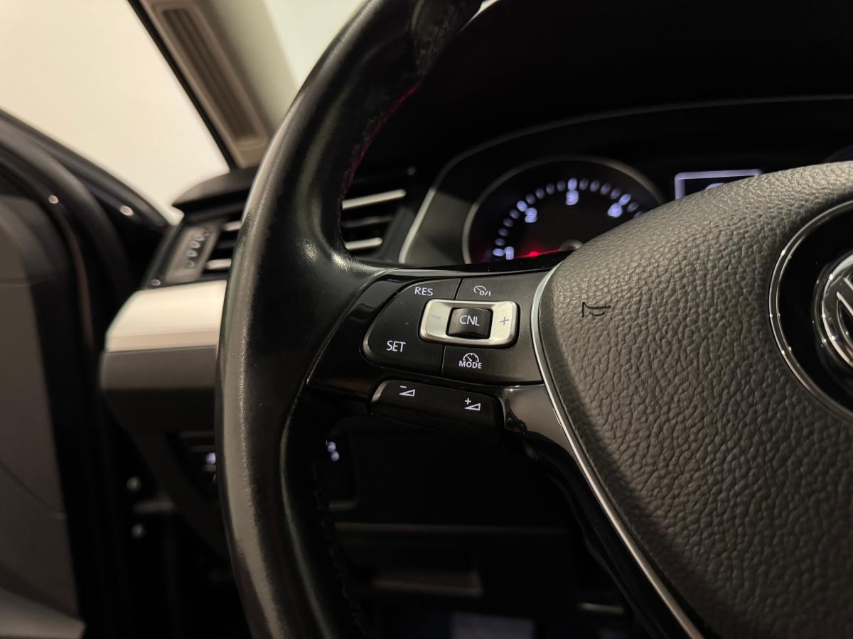 volkswagen-passat-variant-2015-diesel-1598cc