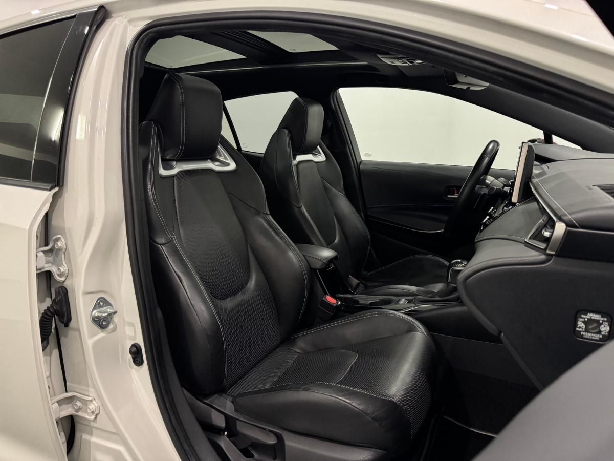 toyota-corolla-2019-hibrido-a-gasolina-1987cc