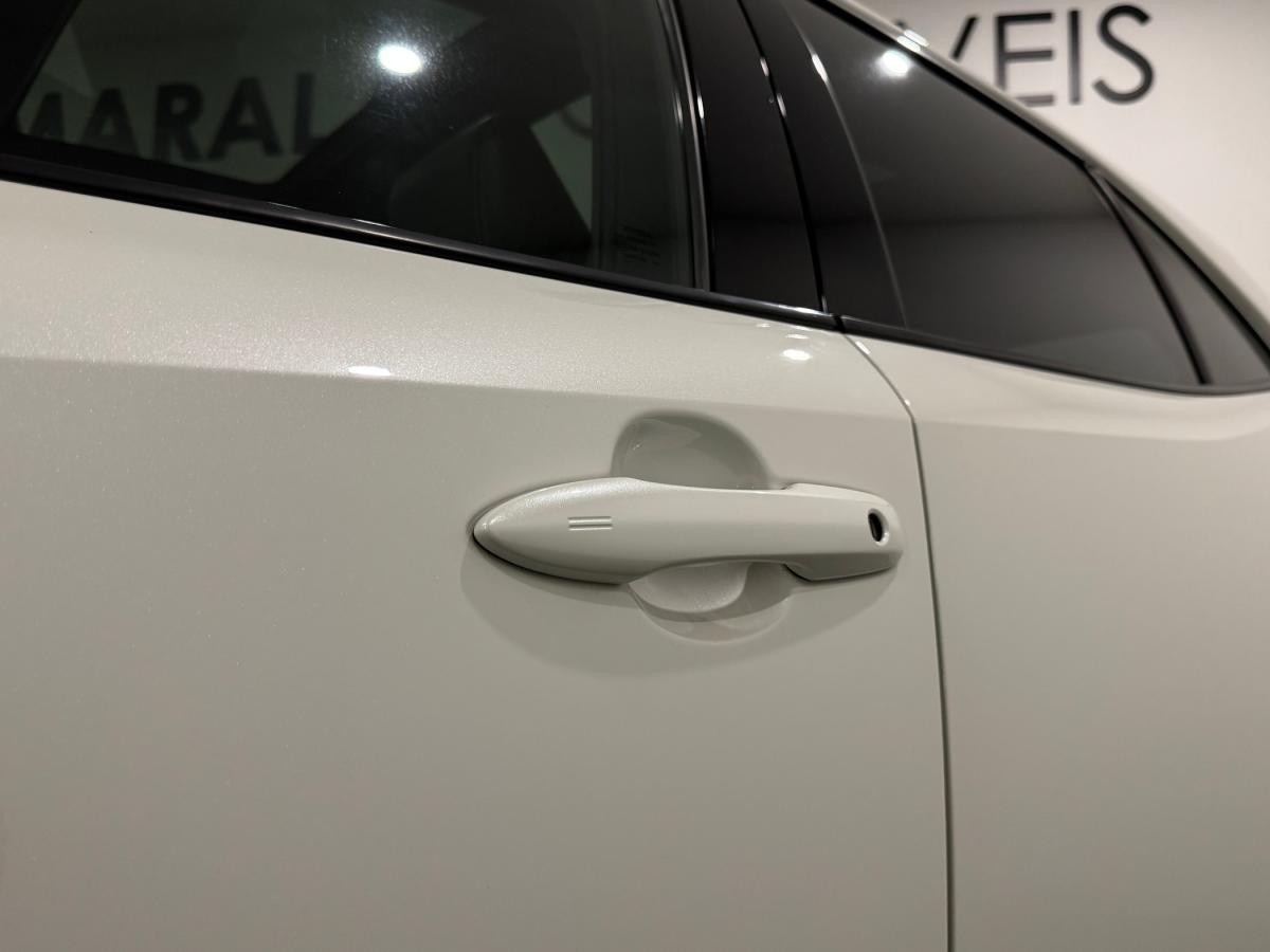 toyota-corolla-2019-hibrido-a-gasolina-1987cc