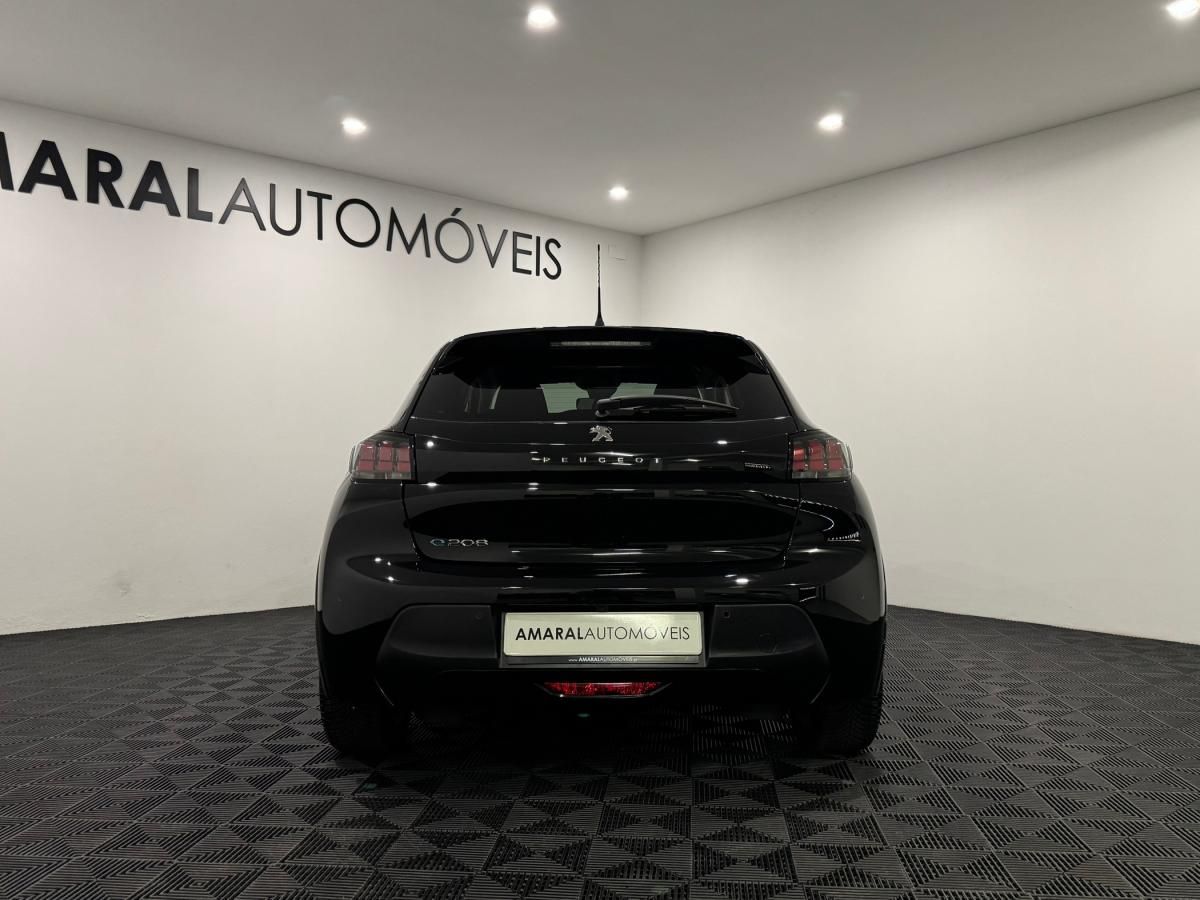peugeot-208-2023-eletrico-0cc