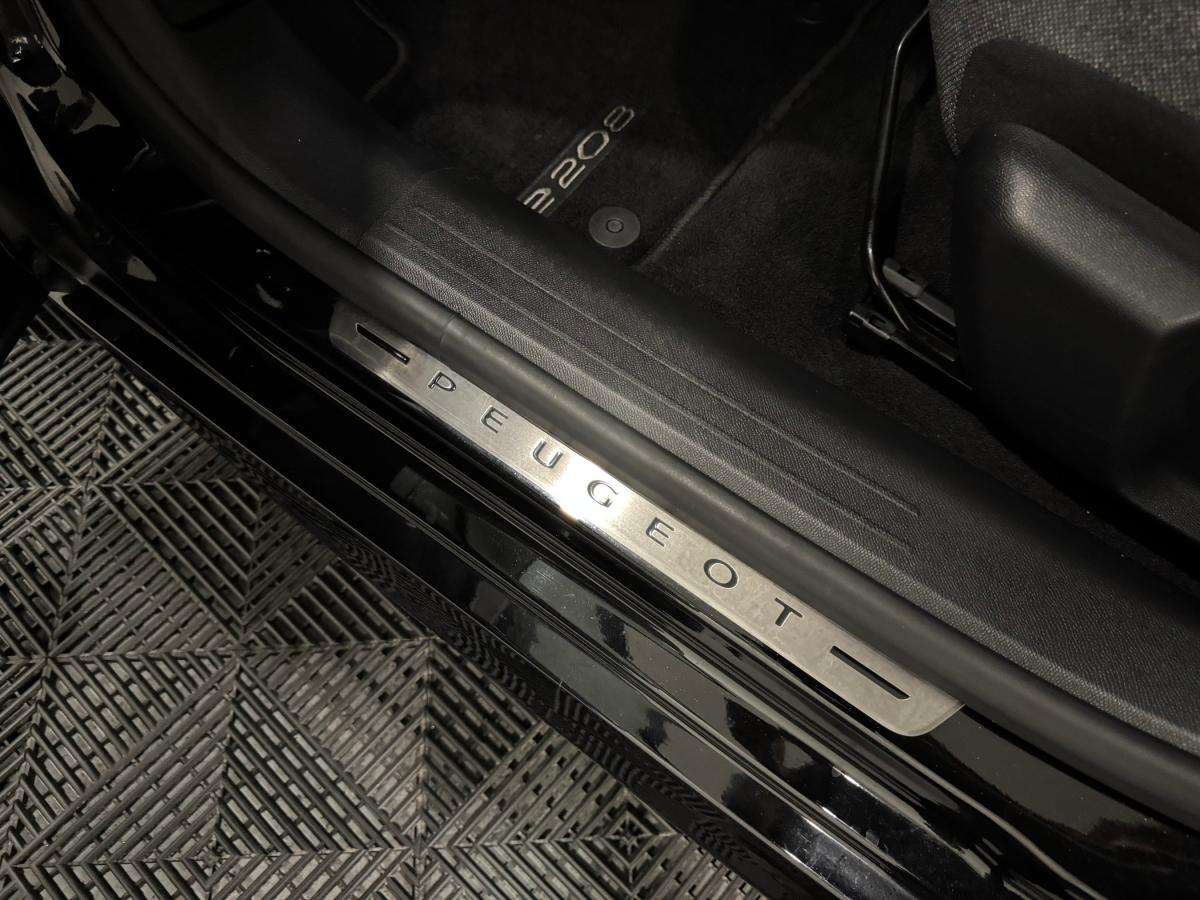 peugeot-208-2023-eletrico-0cc