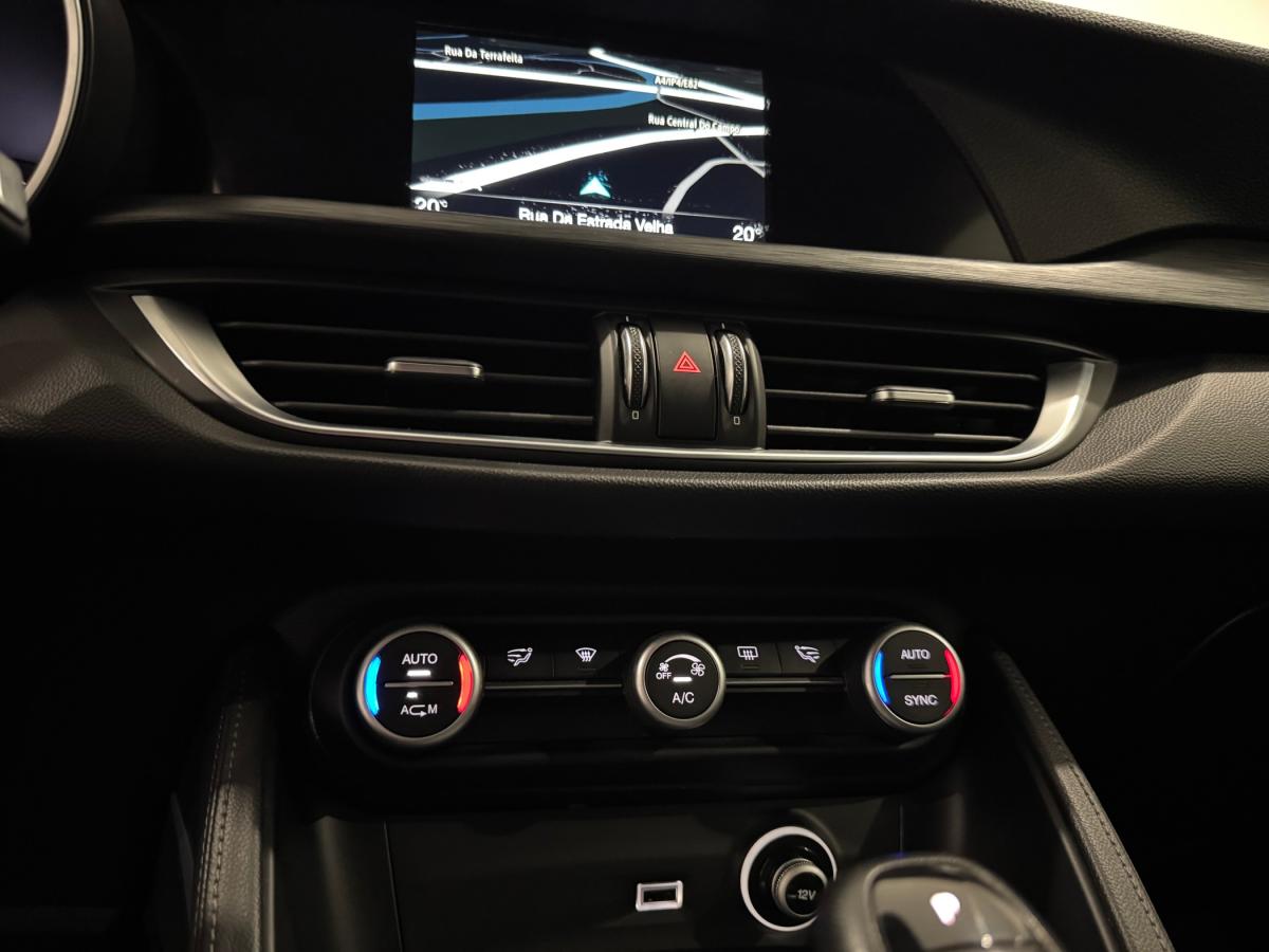 alfa-romeo-stelvio-2018-diesel-2143cc