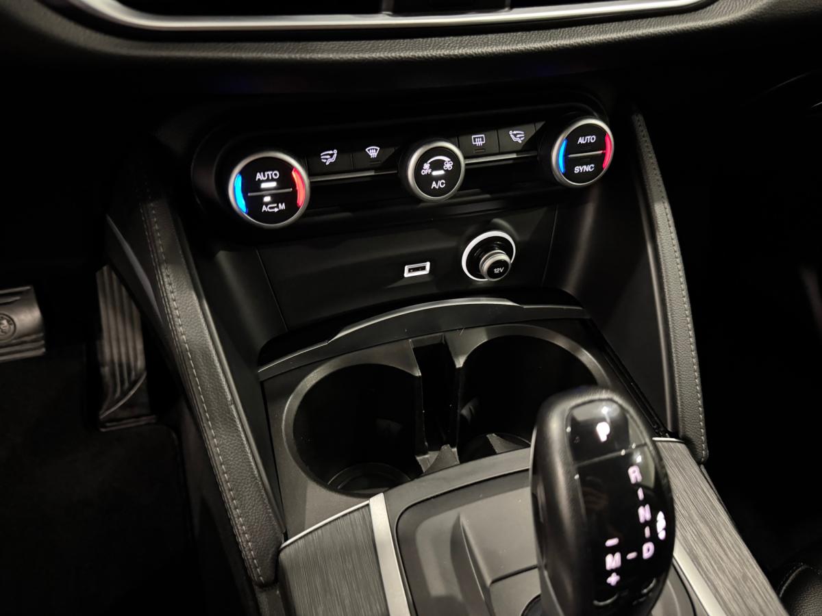 alfa-romeo-stelvio-2018-diesel-2143cc