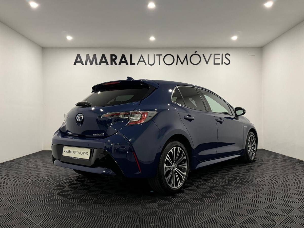 toyota-corolla-2020-hibrido-a-gasolina-1798cc