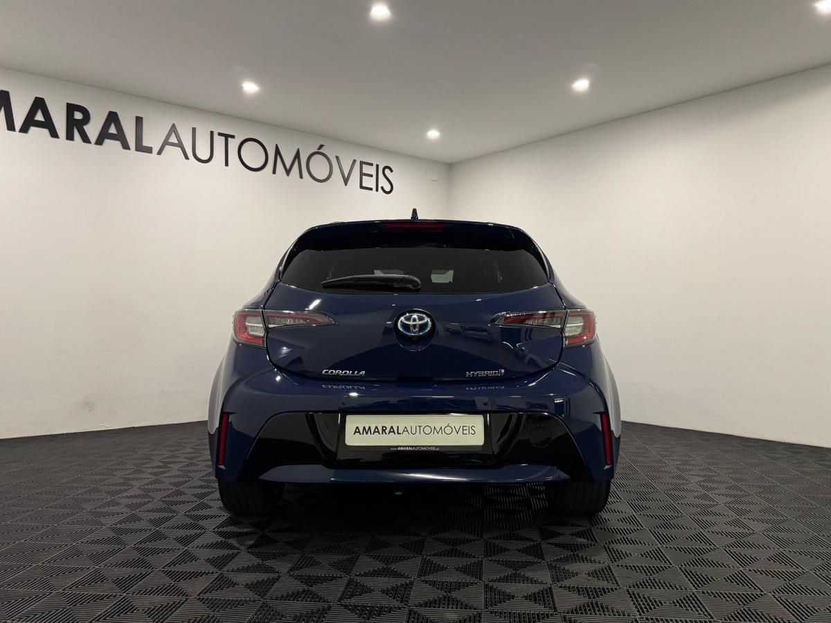 toyota-corolla-2020-hibrido-a-gasolina-1798cc