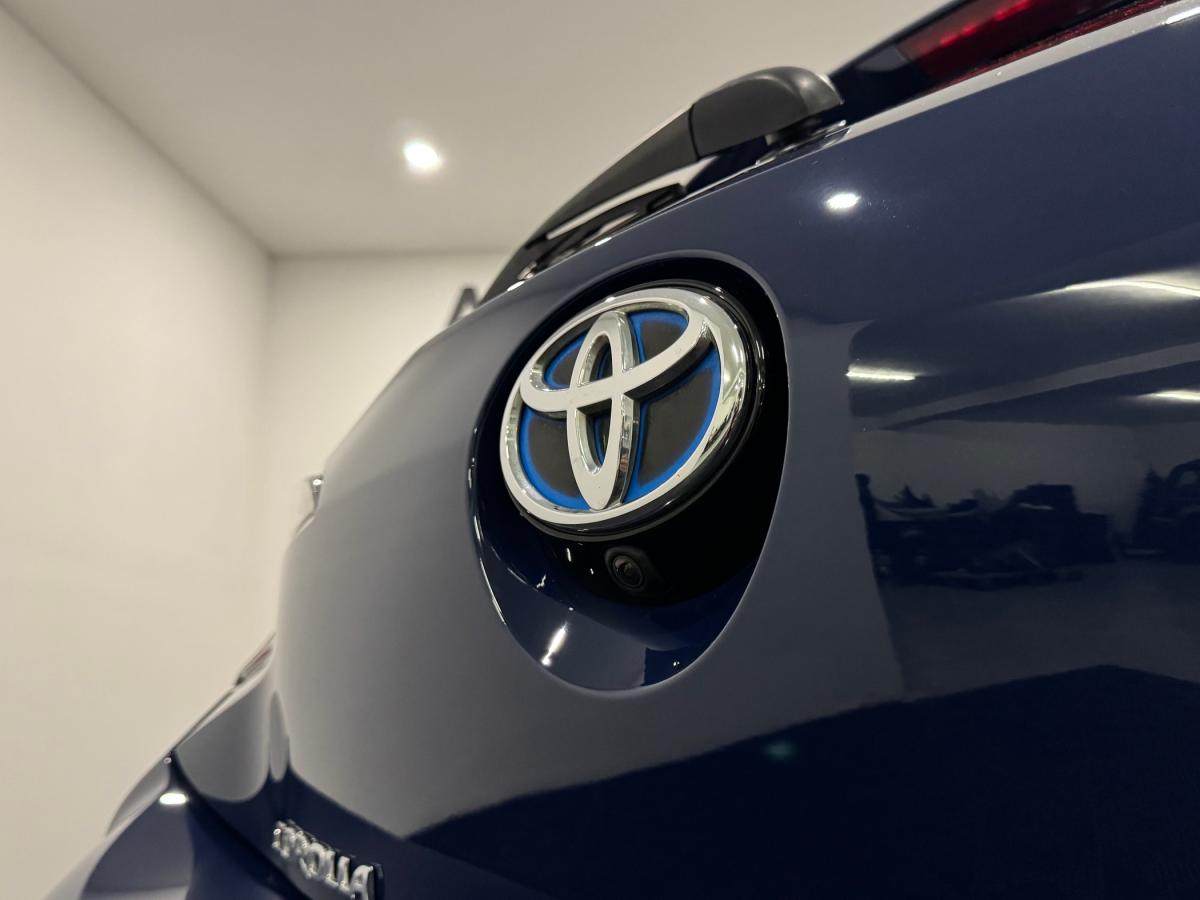 toyota-corolla-2020-hibrido-a-gasolina-1798cc