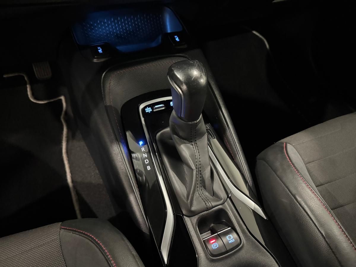toyota-corolla-2020-hibrido-a-gasolina-1798cc
