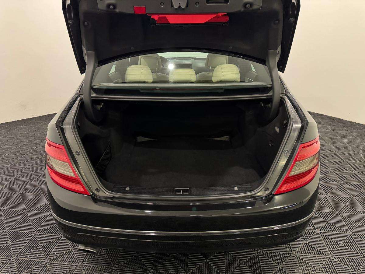 mercedes-benz-classe-c-2007-diesel-2148cc