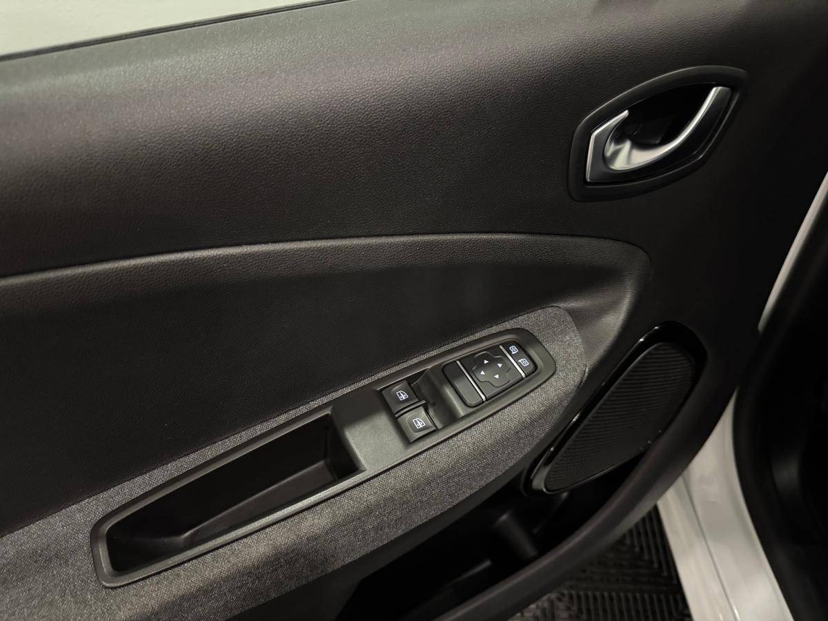 renault-zoe-2021-eletrico-500cc