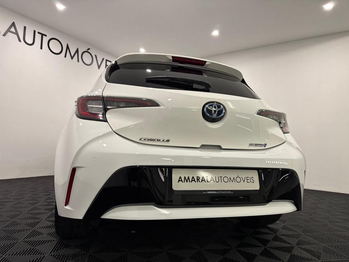 toyota-corolla-2019-hibrido-a-gasolina-1798cc