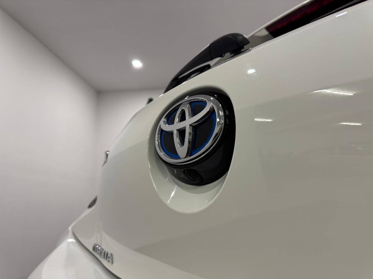 toyota-corolla-2019-hibrido-a-gasolina-1798cc