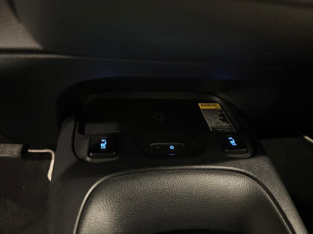 toyota-corolla-2019-hibrido-a-gasolina-1798cc