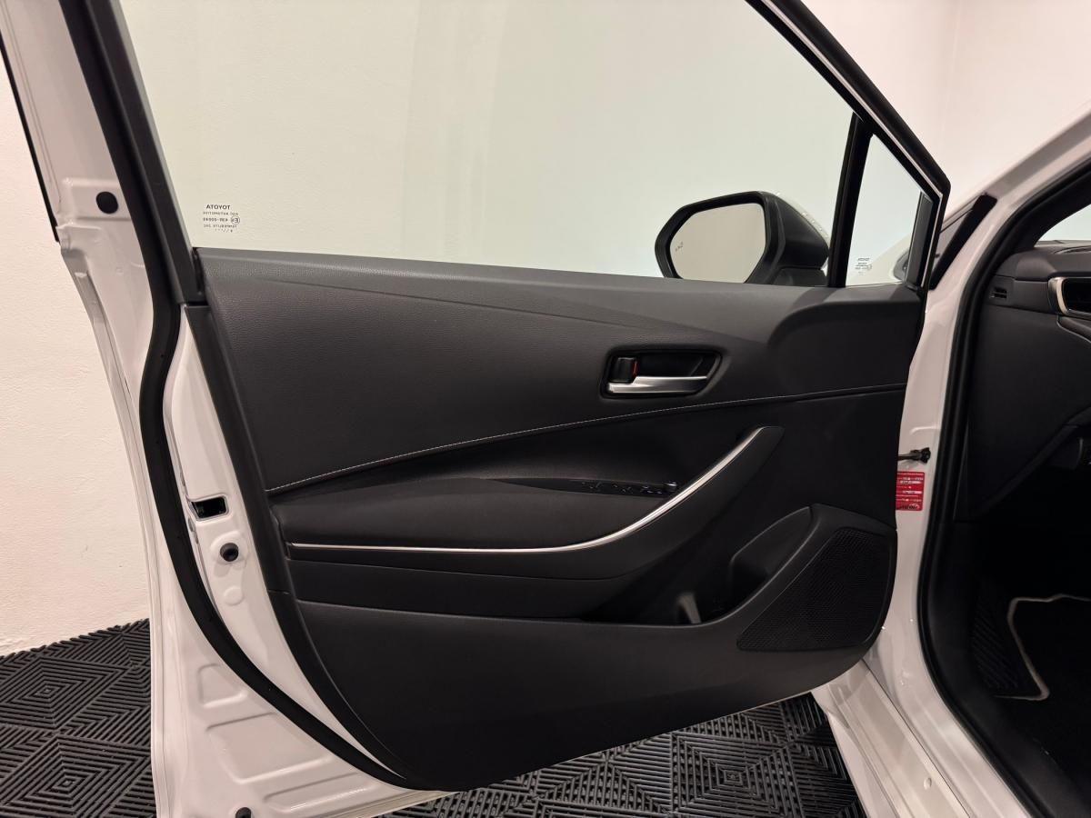 toyota-corolla-2019-hibrido-a-gasolina-1798cc