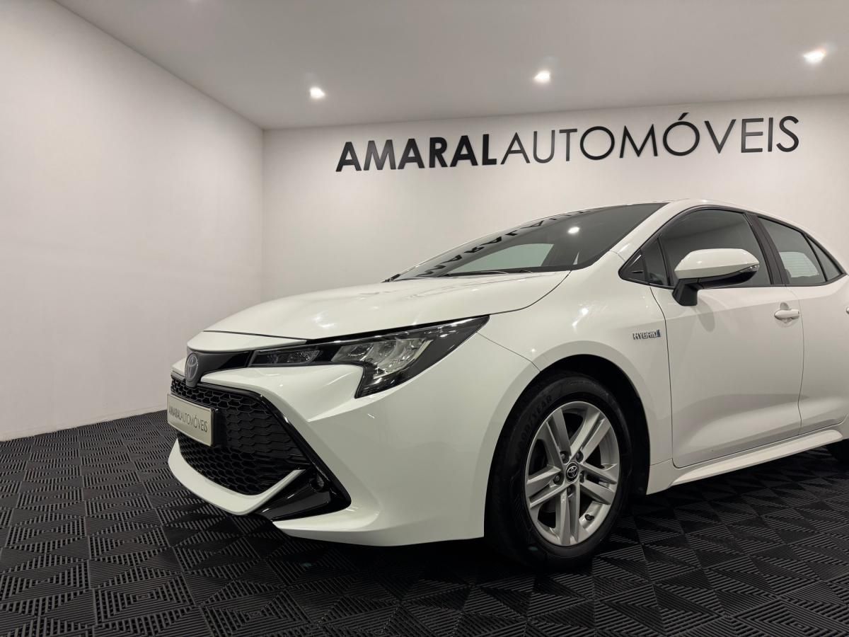 toyota-corolla-2021-hibrido-a-gasolina-1798cc