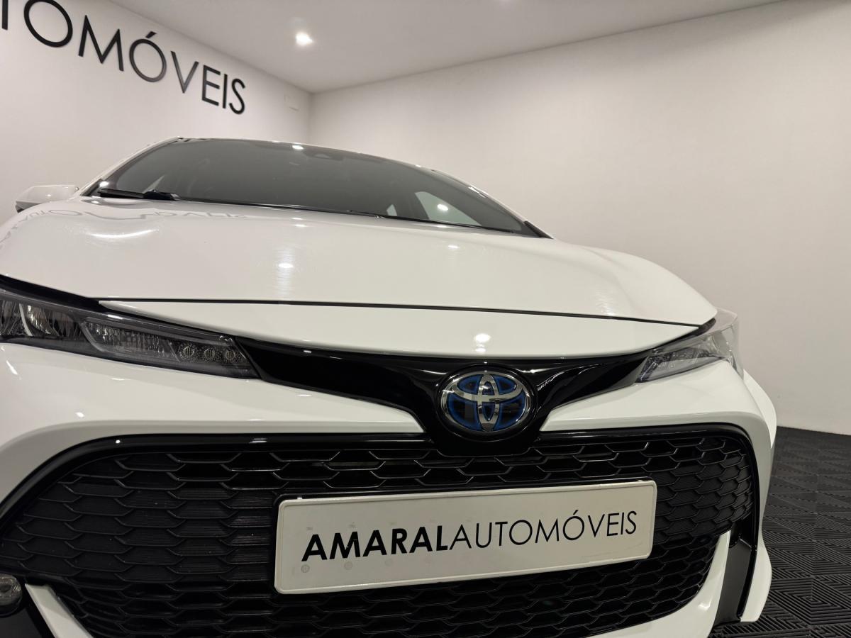 toyota-corolla-2021-hibrido-a-gasolina-1798cc