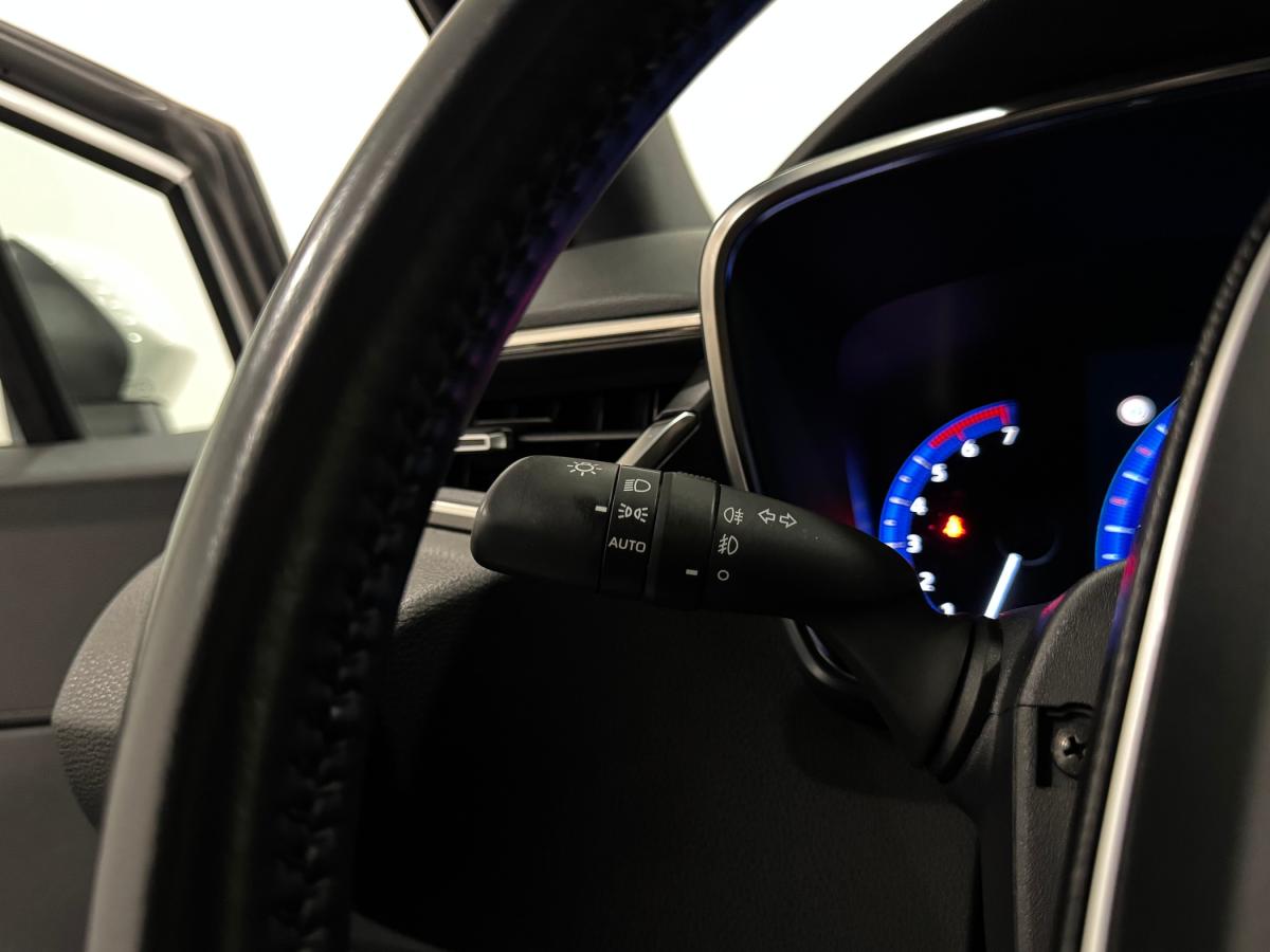 toyota-corolla-2021-hibrido-a-gasolina-1798cc