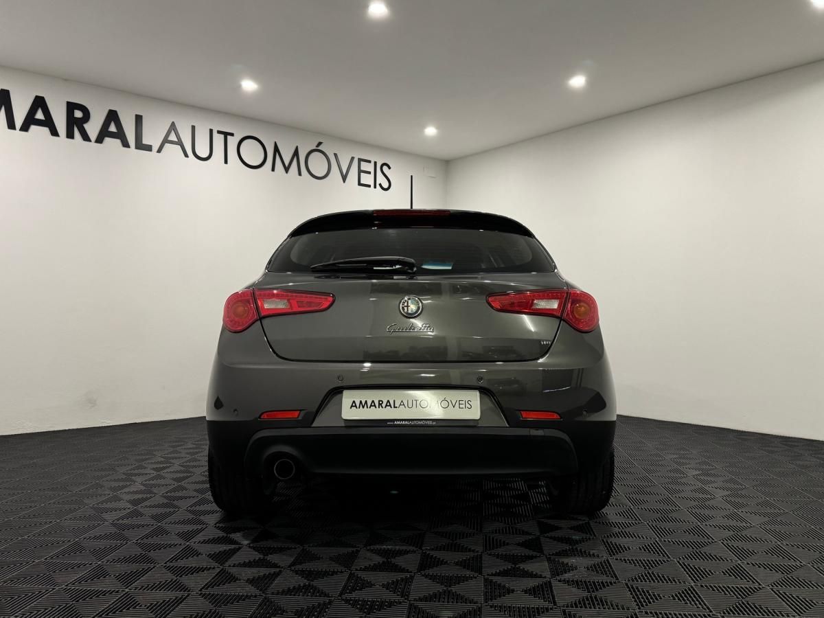 alfa-romeo-giulietta-2014-diesel-1598cc