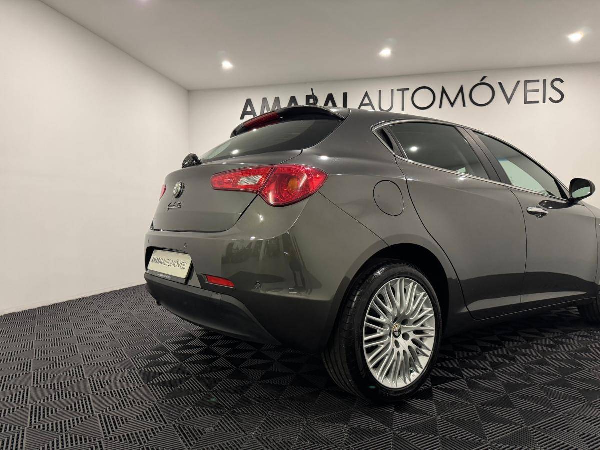 alfa-romeo-giulietta-2014-diesel-1598cc