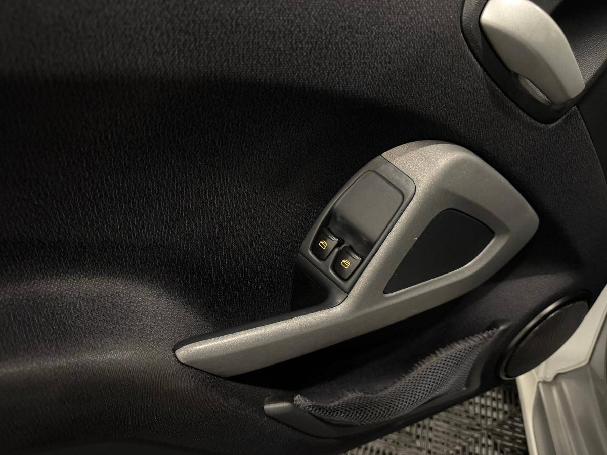 smart-fortwocoupe-2011-diesel-799cc