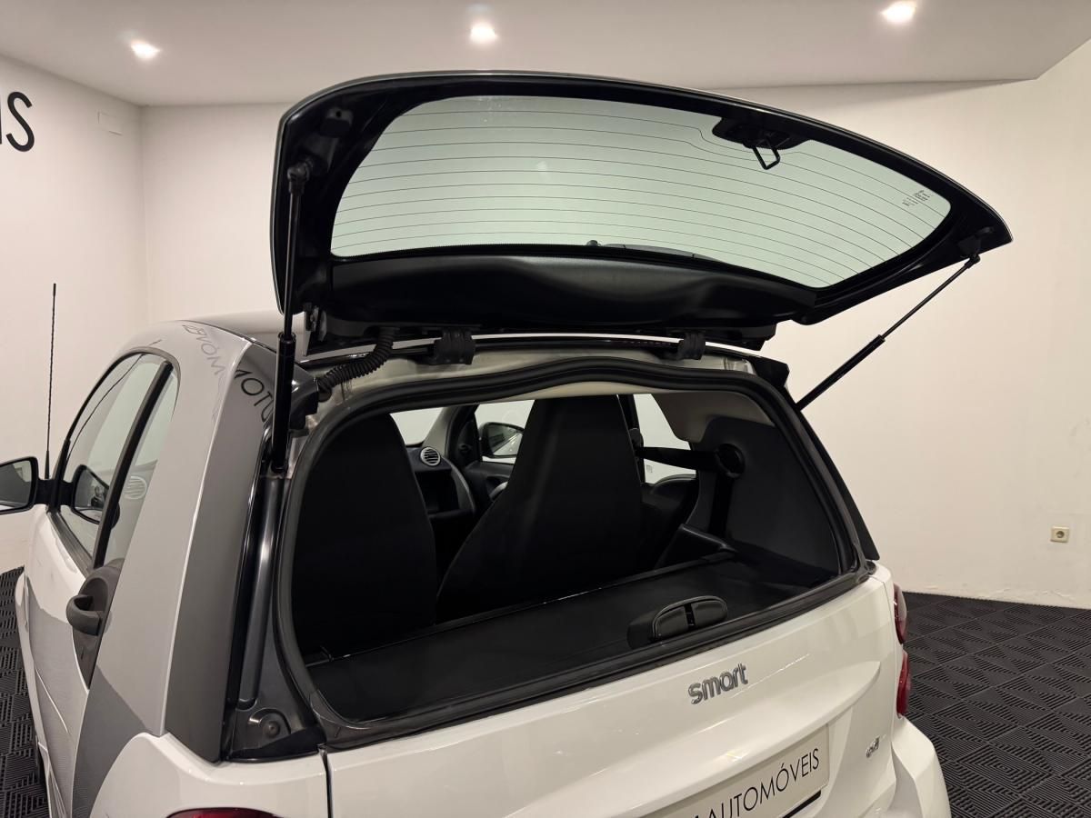 smart-fortwocoupe-2011-diesel-799cc