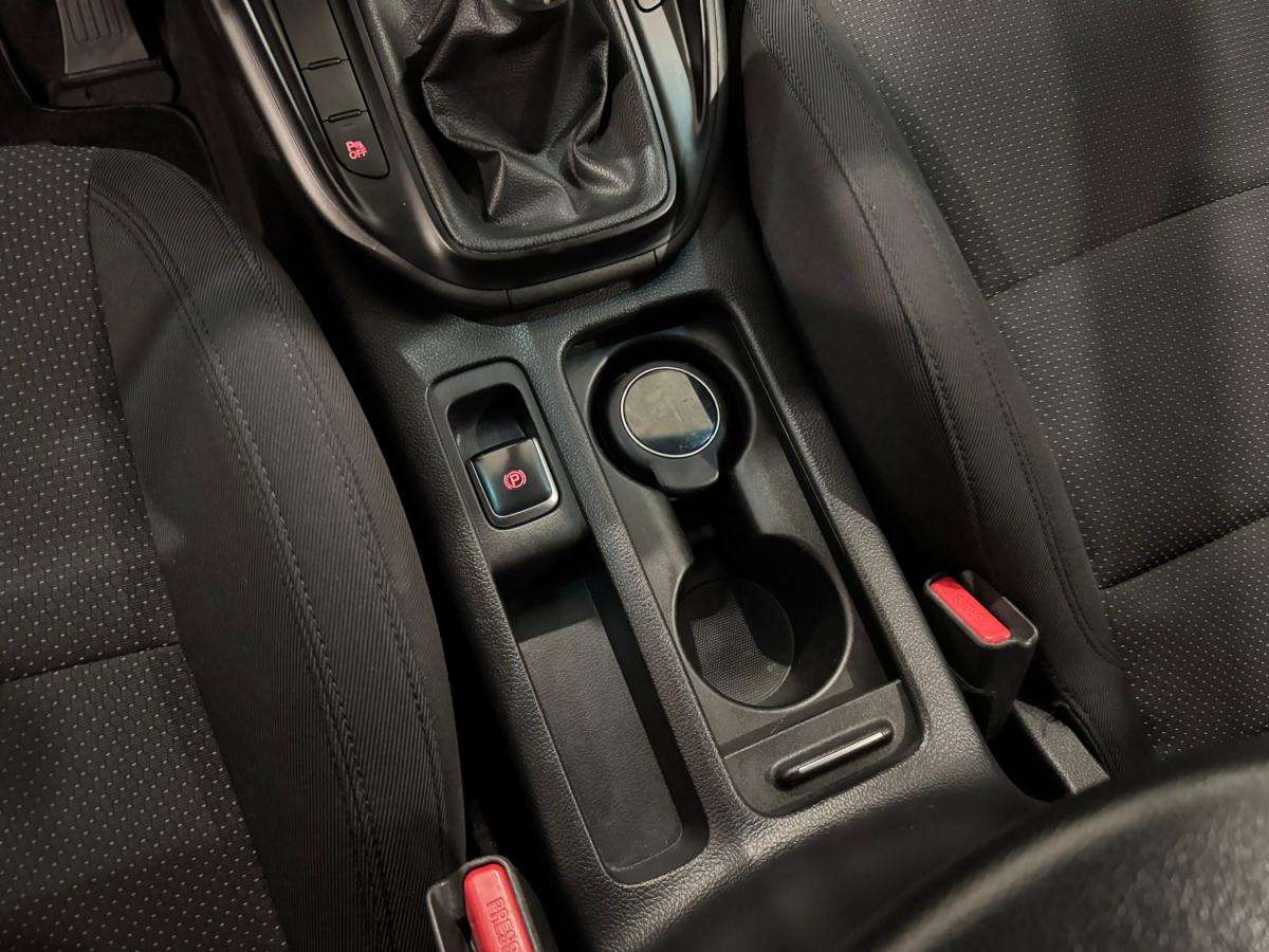 kia-carens-2015-diesel-1685cc