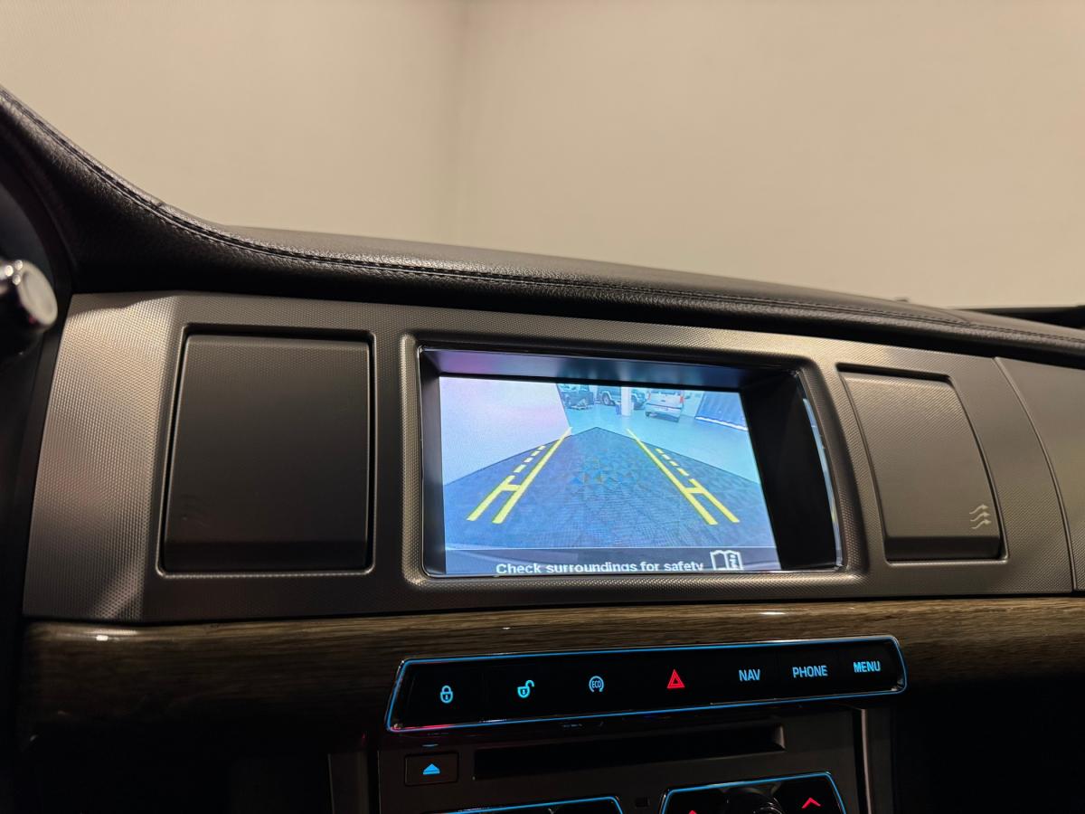 jaguar-xf-sportbrake-2014-diesel-2179cc