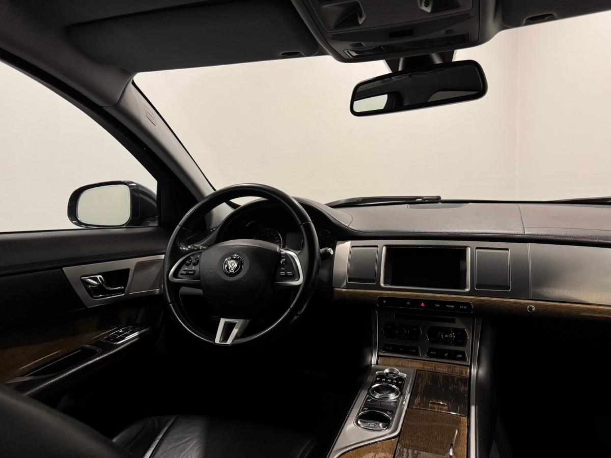 jaguar-xf-sportbrake-2014-diesel-2179cc
