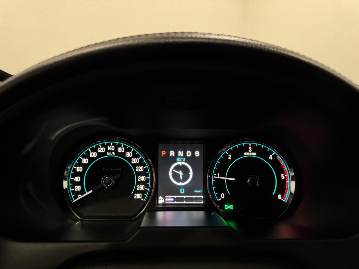 jaguar-xf-sportbrake-2014-diesel-2179cc