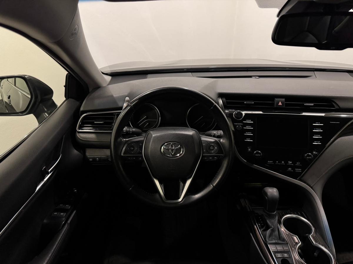 toyota-camry-2019-hibrido-a-gasolina-2487cc