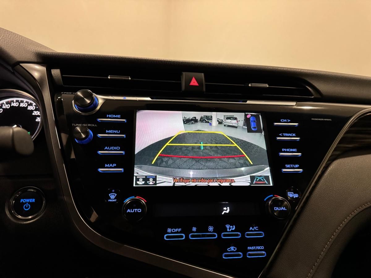 toyota-camry-2019-hibrido-a-gasolina-2487cc
