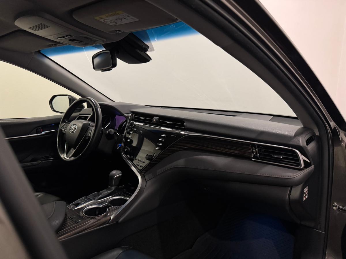 toyota-camry-2019-hibrido-a-gasolina-2487cc