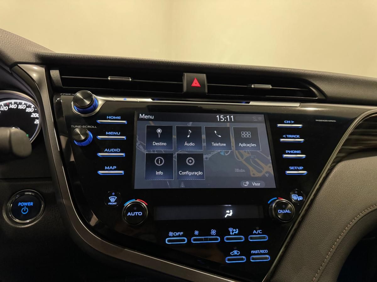 toyota-camry-2019-hibrido-a-gasolina-2487cc