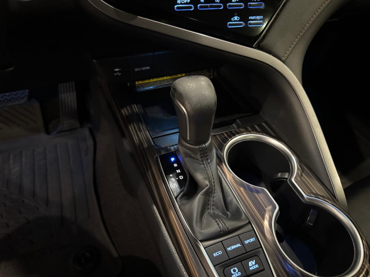 toyota-camry-2019-hibrido-a-gasolina-2487cc