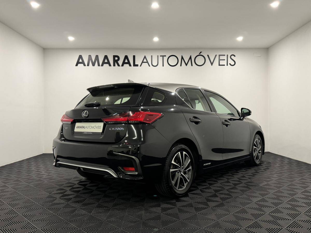lexus-ct-200h-2020-hibrido-a-gasolina-1798cc