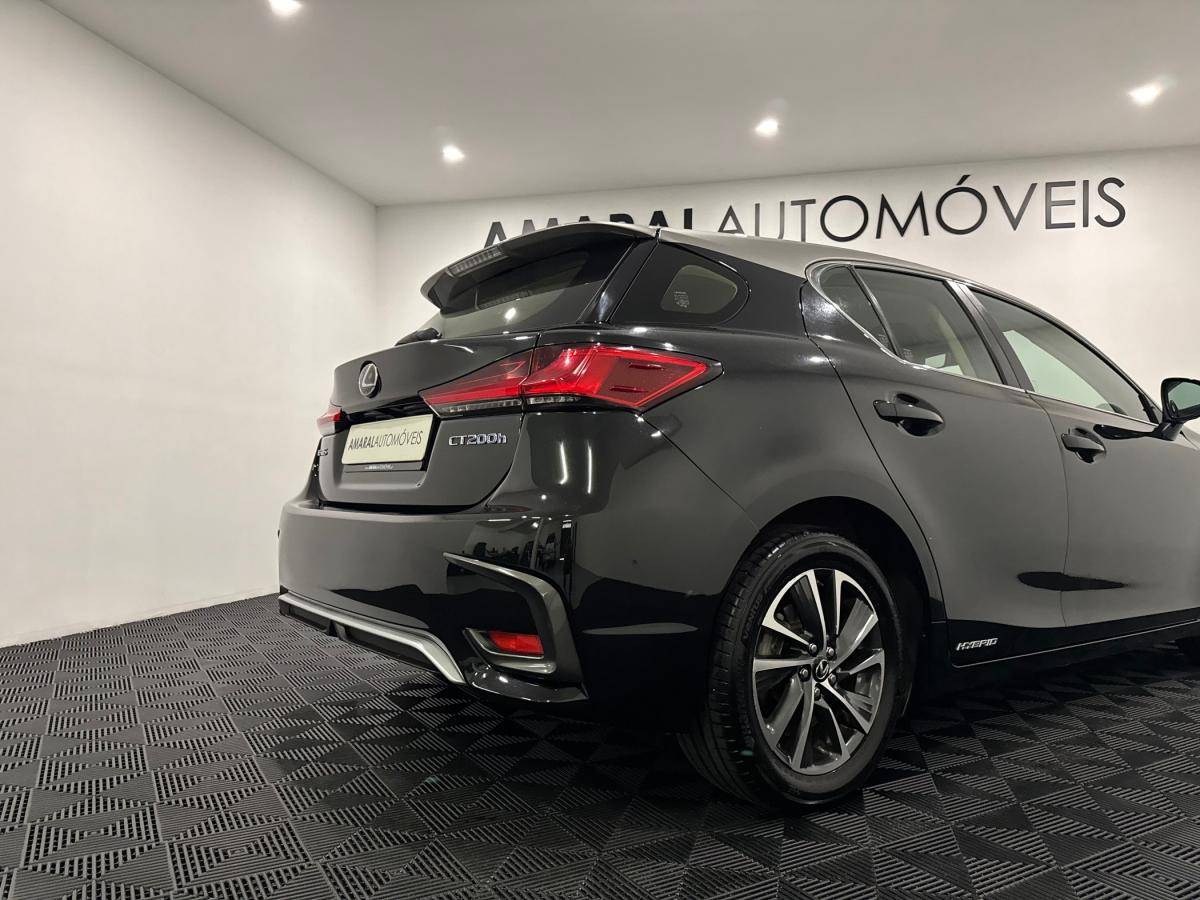 lexus-ct-200h-2020-hibrido-a-gasolina-1798cc