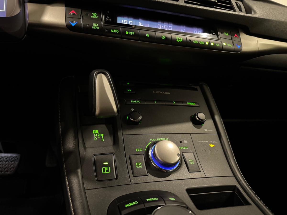 lexus-ct-200h-2020-hibrido-a-gasolina-1798cc