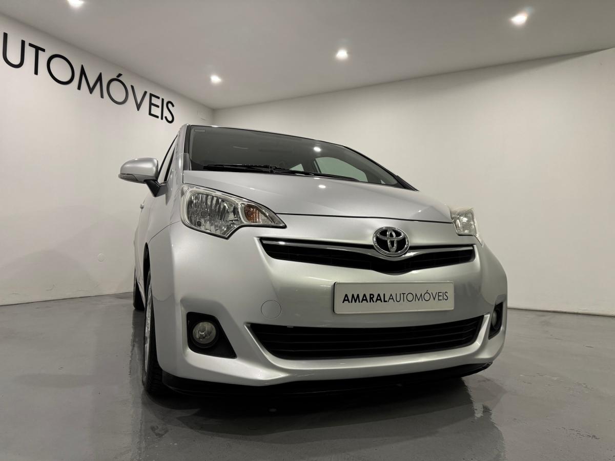 toyota-verso-s-2011-diesel-1364cc